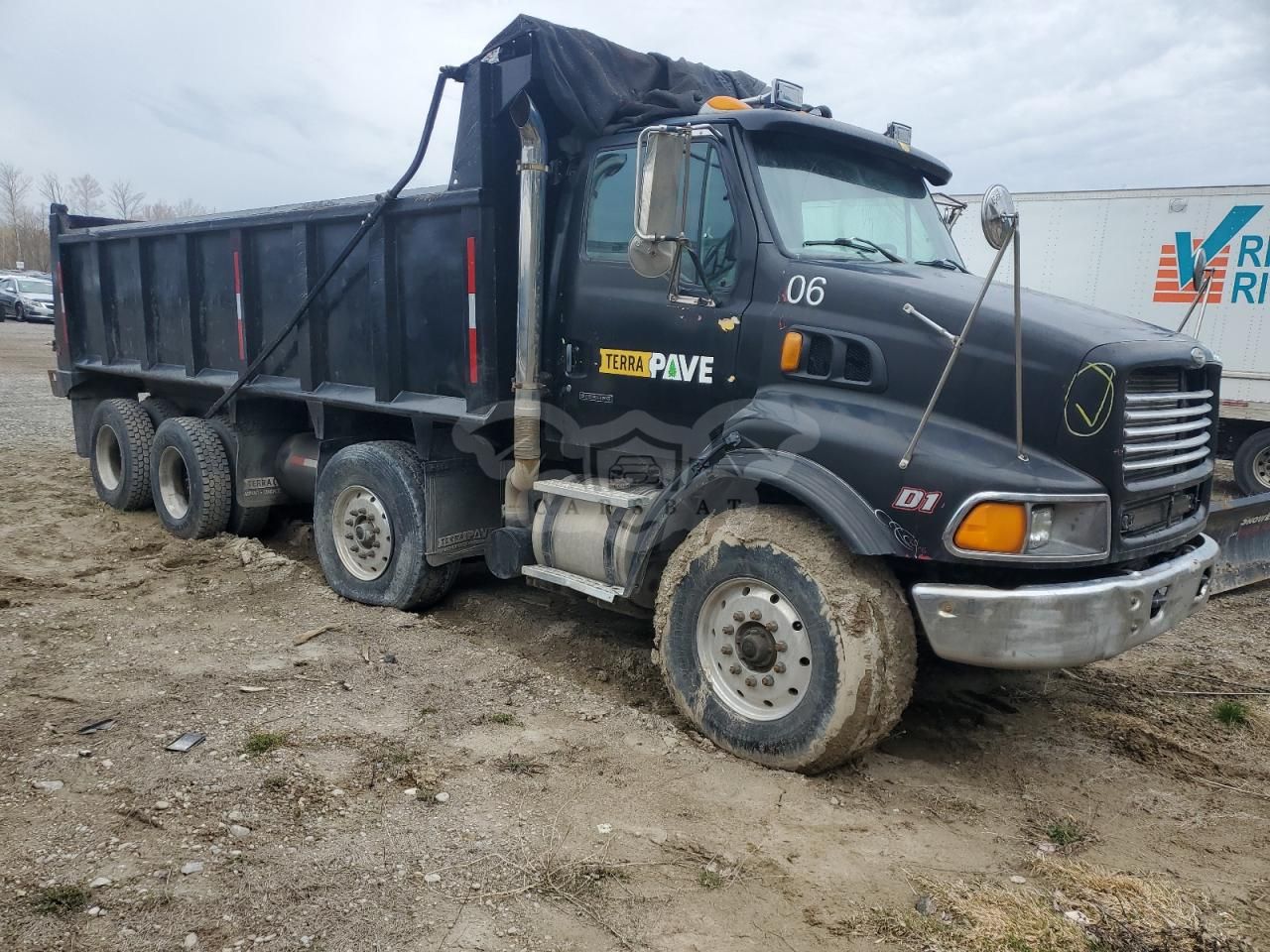 Sterling Truck L line 9513 6 1999