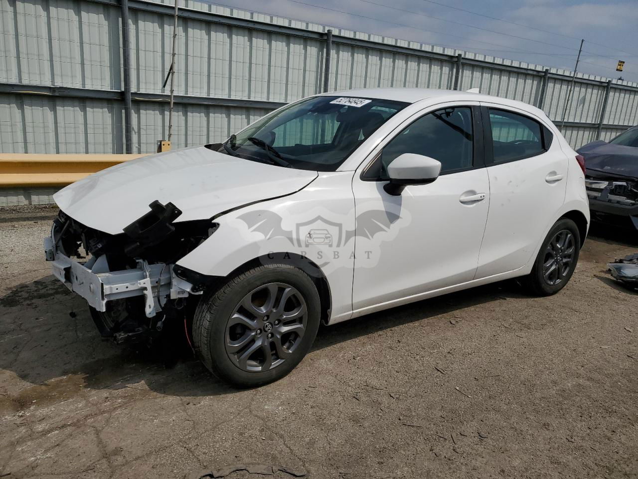 Toyota Yaris LE 1.5L  4 2020