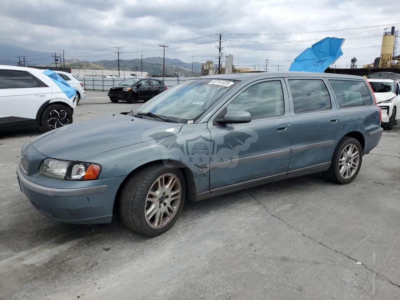 Volvo V70 FWD 2.5L 5 2004