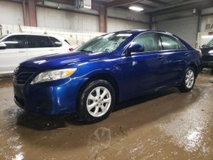 Toyota Camry BASE 2.5L 4 2010