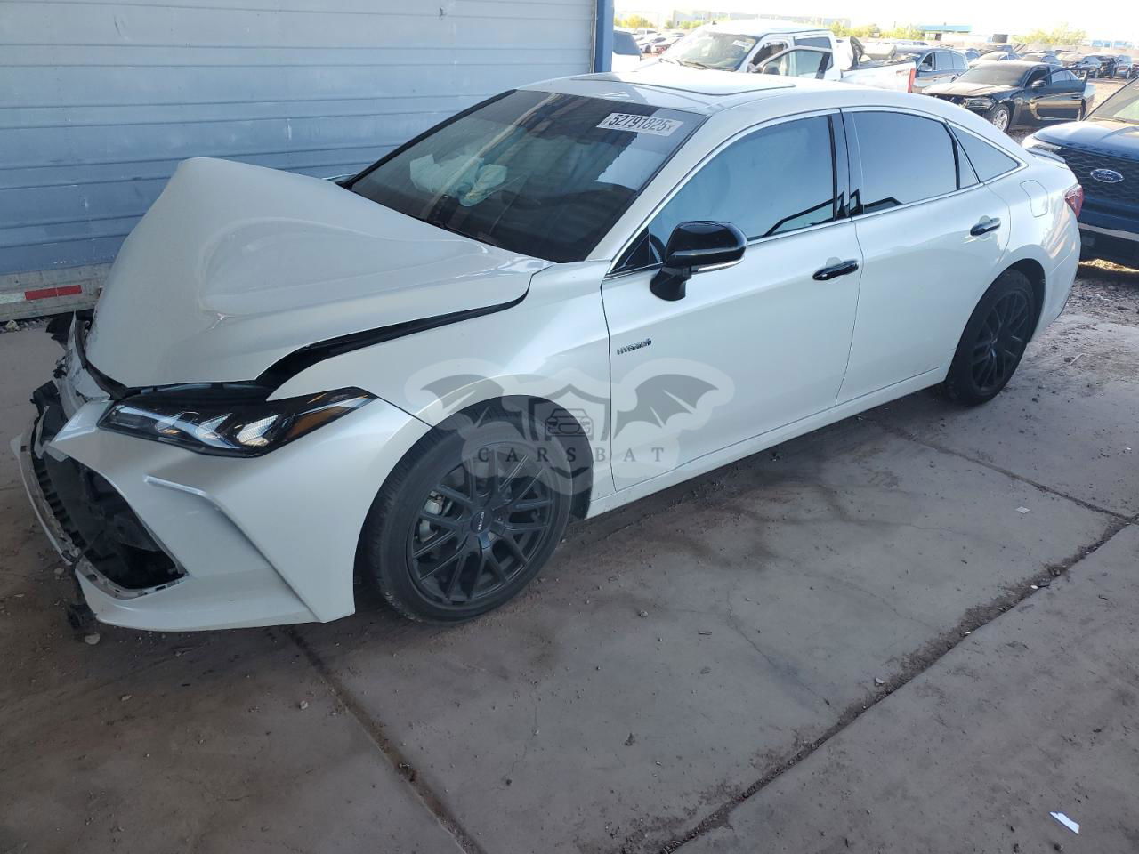 Toyota Avalon XSE 2.5L  4 2021