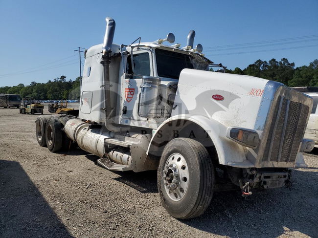 Peterbilt 389/520 12.9L  6 2015