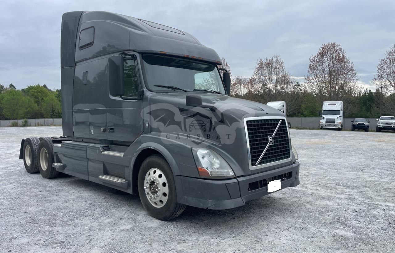 Volvo VN VNL 12.8L 6 2015