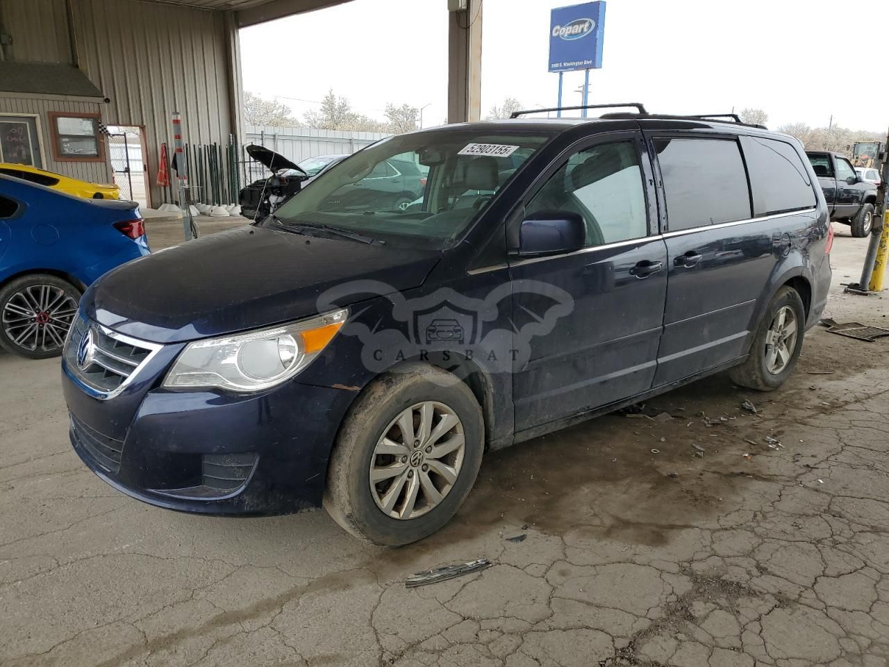 Volkswagen Routan SE 3.6L 6 2013