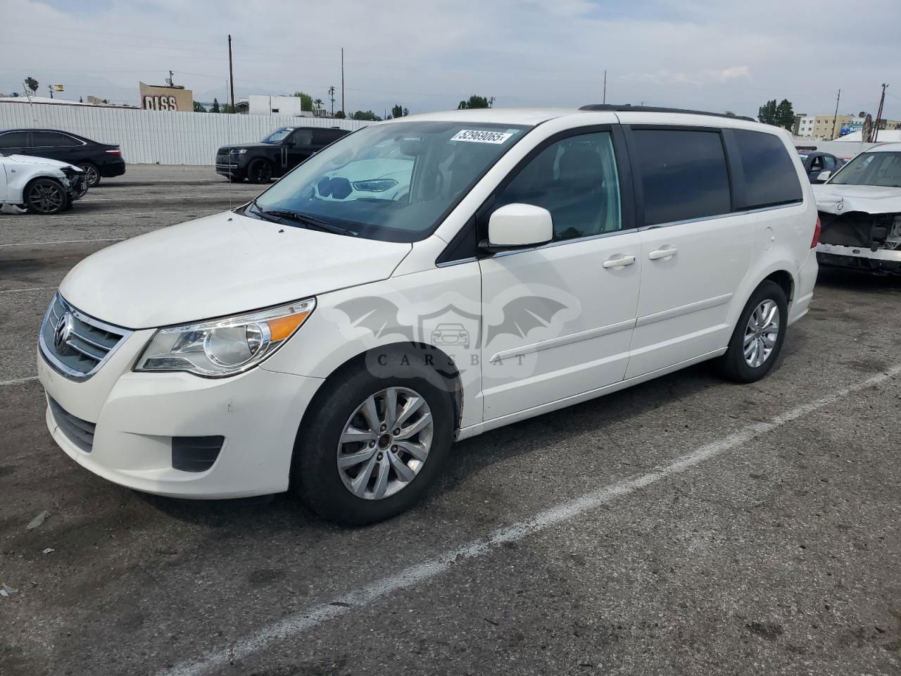 Volkswagen Routan SE 3.6L  6 2012