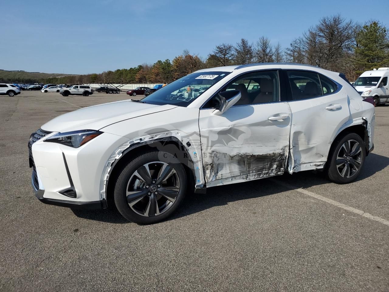 Lexus UX 300H BASE 2.0L 4 2025