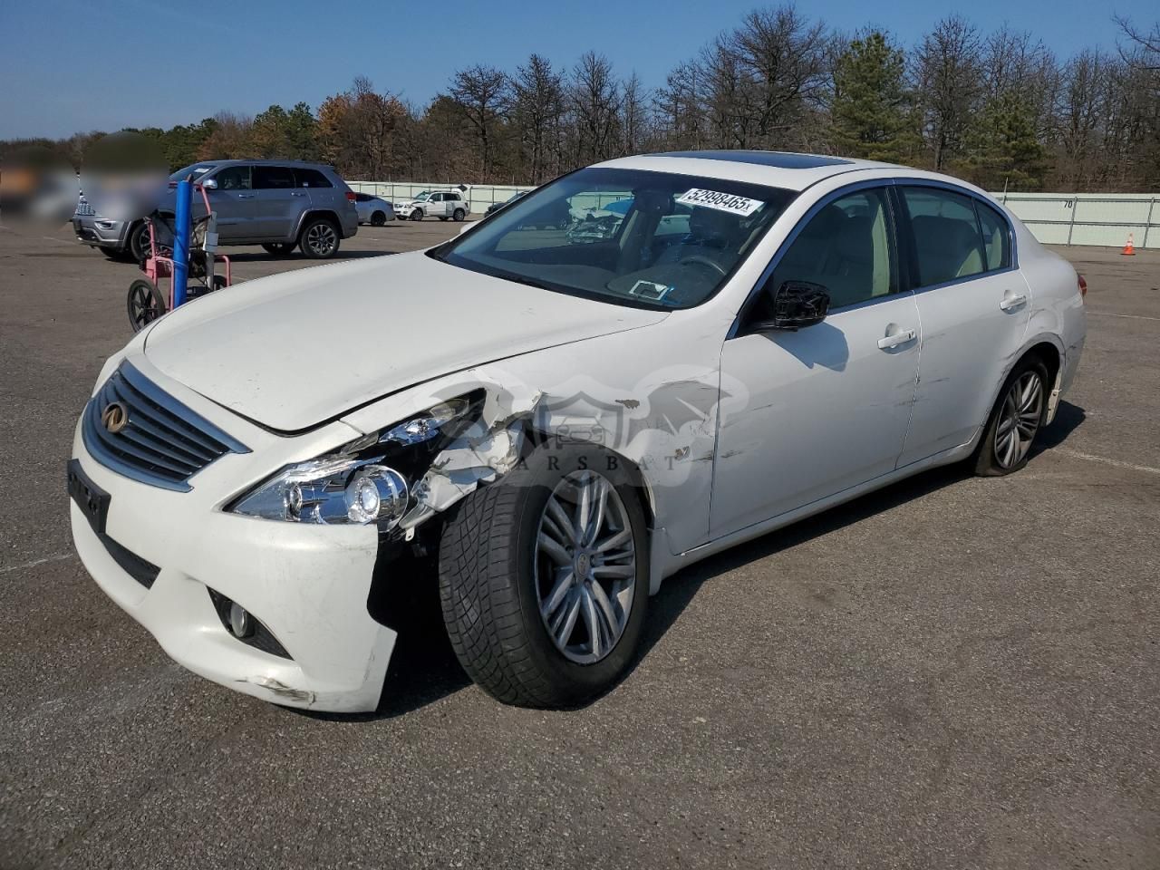 Infiniti Q40 3.7L 6 2015