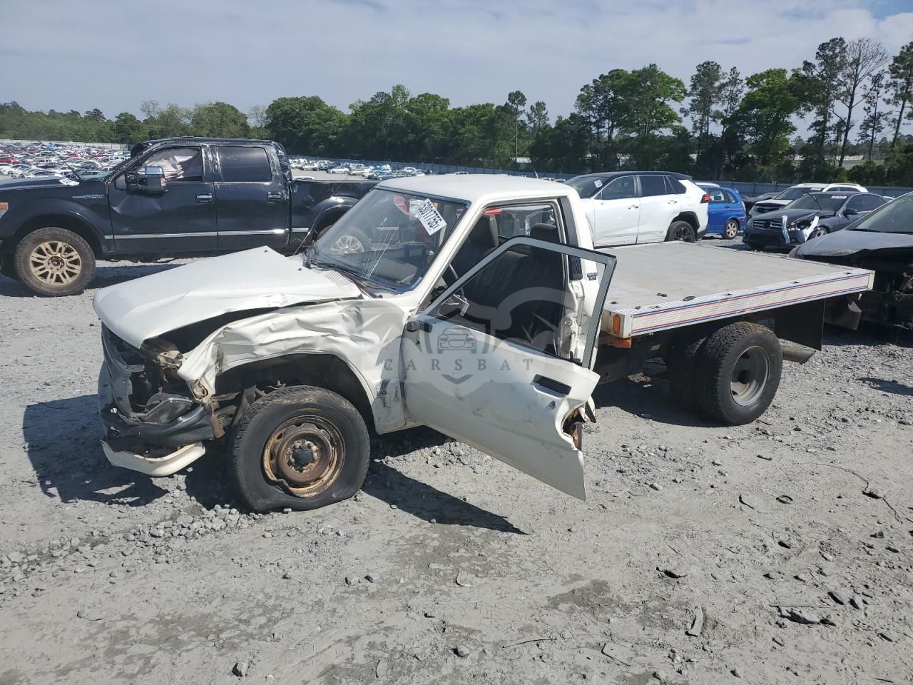 Toyota Hilux CAB CHASSIS RN55 2.4L 4 1988