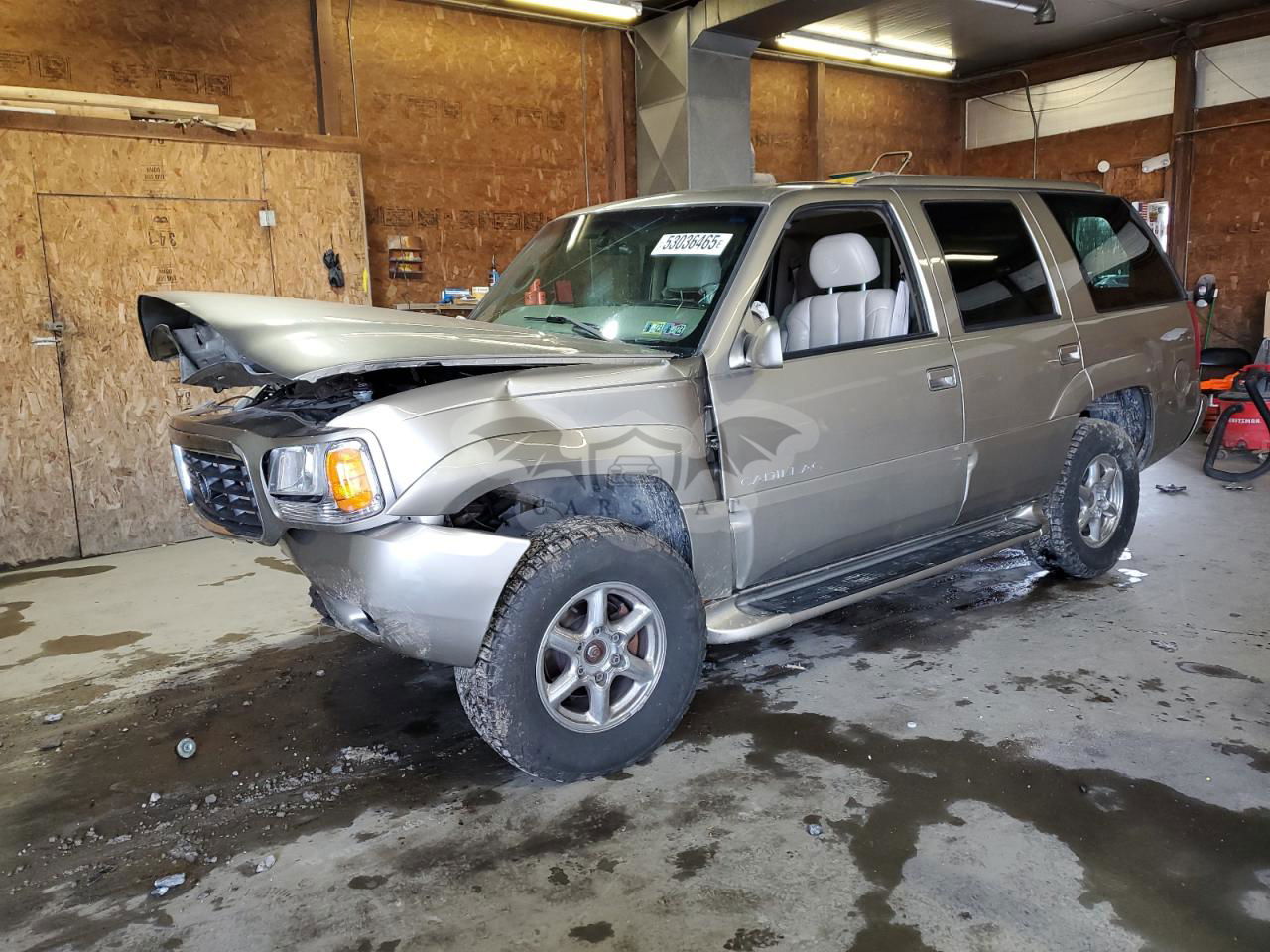 Cadillac Escalade 5.7L  8 1999
