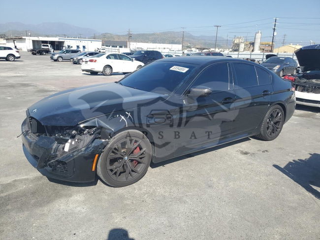 BMW M5 4.4L  8 2023