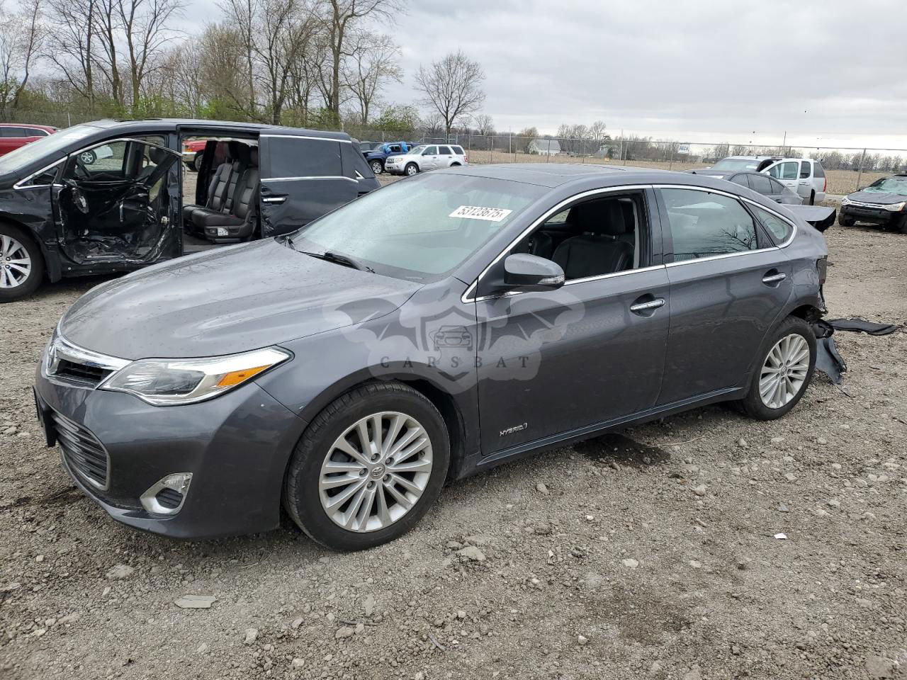 Toyota Avalon HYBRID 2.5L  4 2013