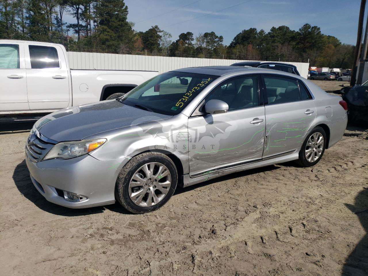 Toyota Avalon BASE 3.5L  6 2011
