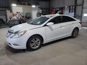 Hyundai Sonata GLS 2.4L 4 2013