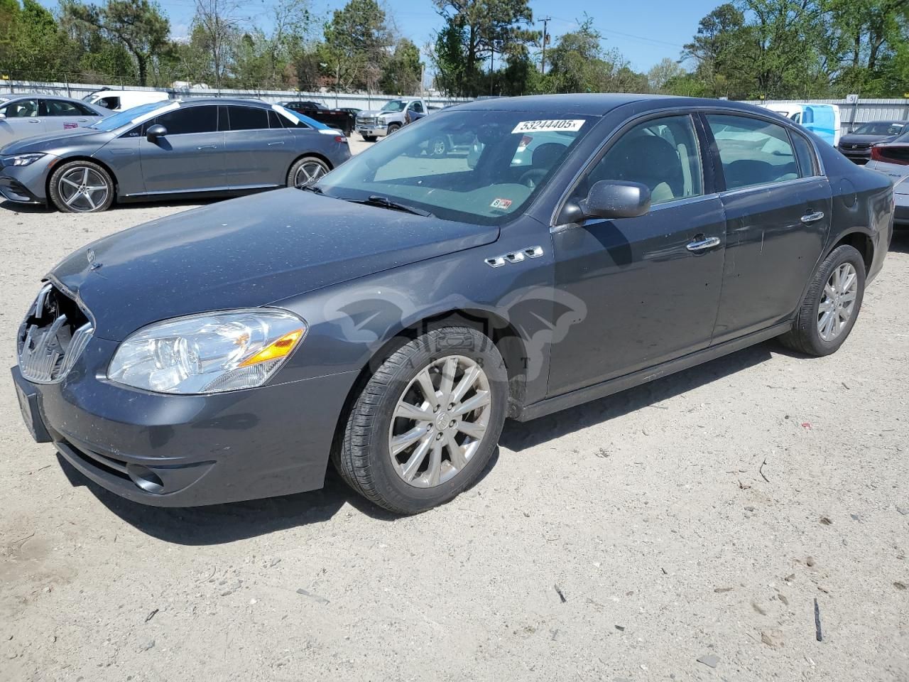 Buick Lucerne CXL 3.9L 6 2011