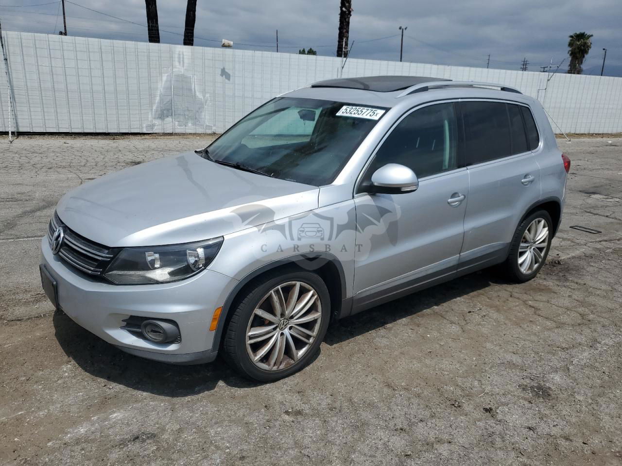 Volkswagen Tiguan S 2.0L  4 2013