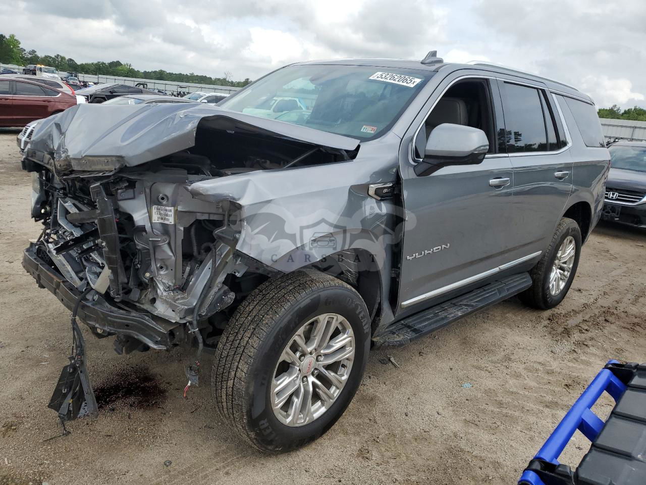 GMC Yukon SLT 5.3L  8 2021