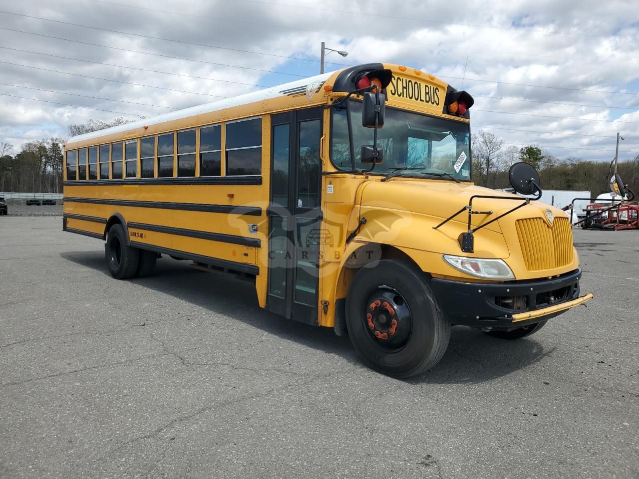 IC Corporation CE Series CE 6.4L 8 2014