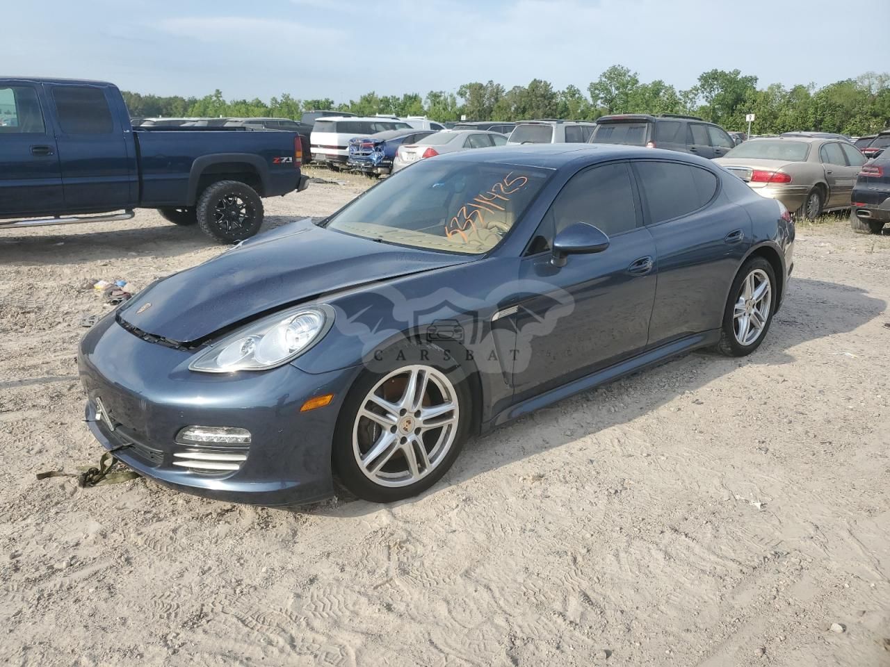 Porsche Panamera 2 3.6L 6 2012