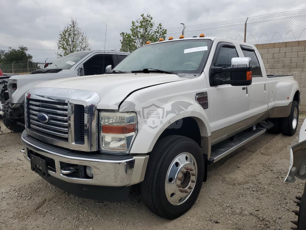 Ford F-450 SUPER DUTY 6.4L 8 2010