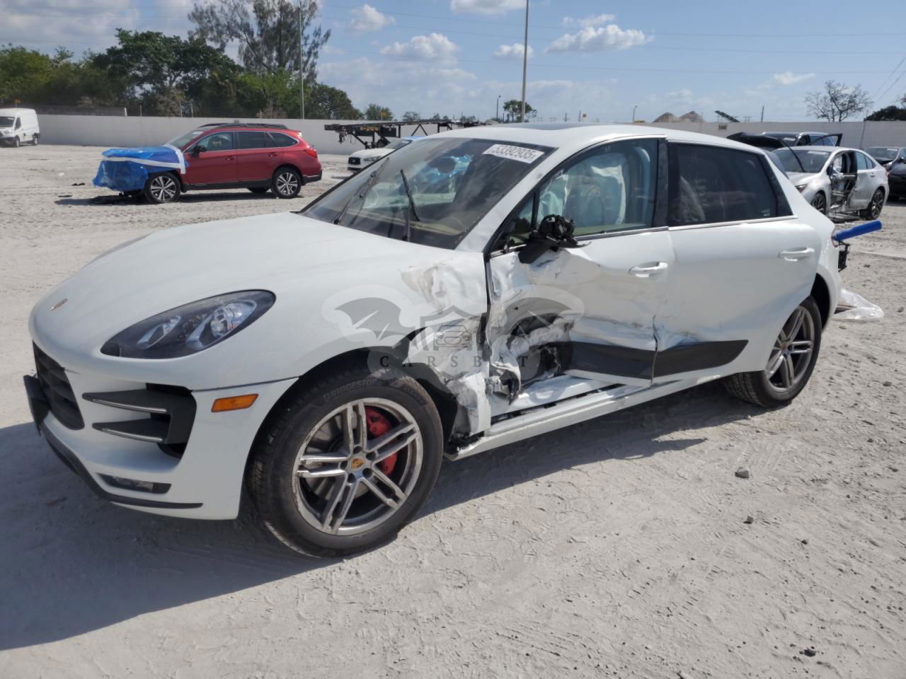Porsche Macan TURBO 3.6L  6 2015