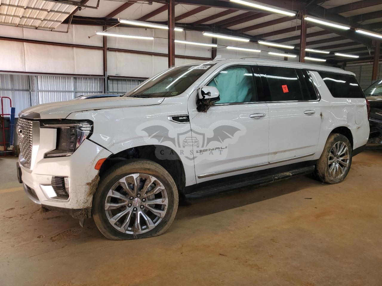 GMC Yukon DENALI 6.2L  8 2024