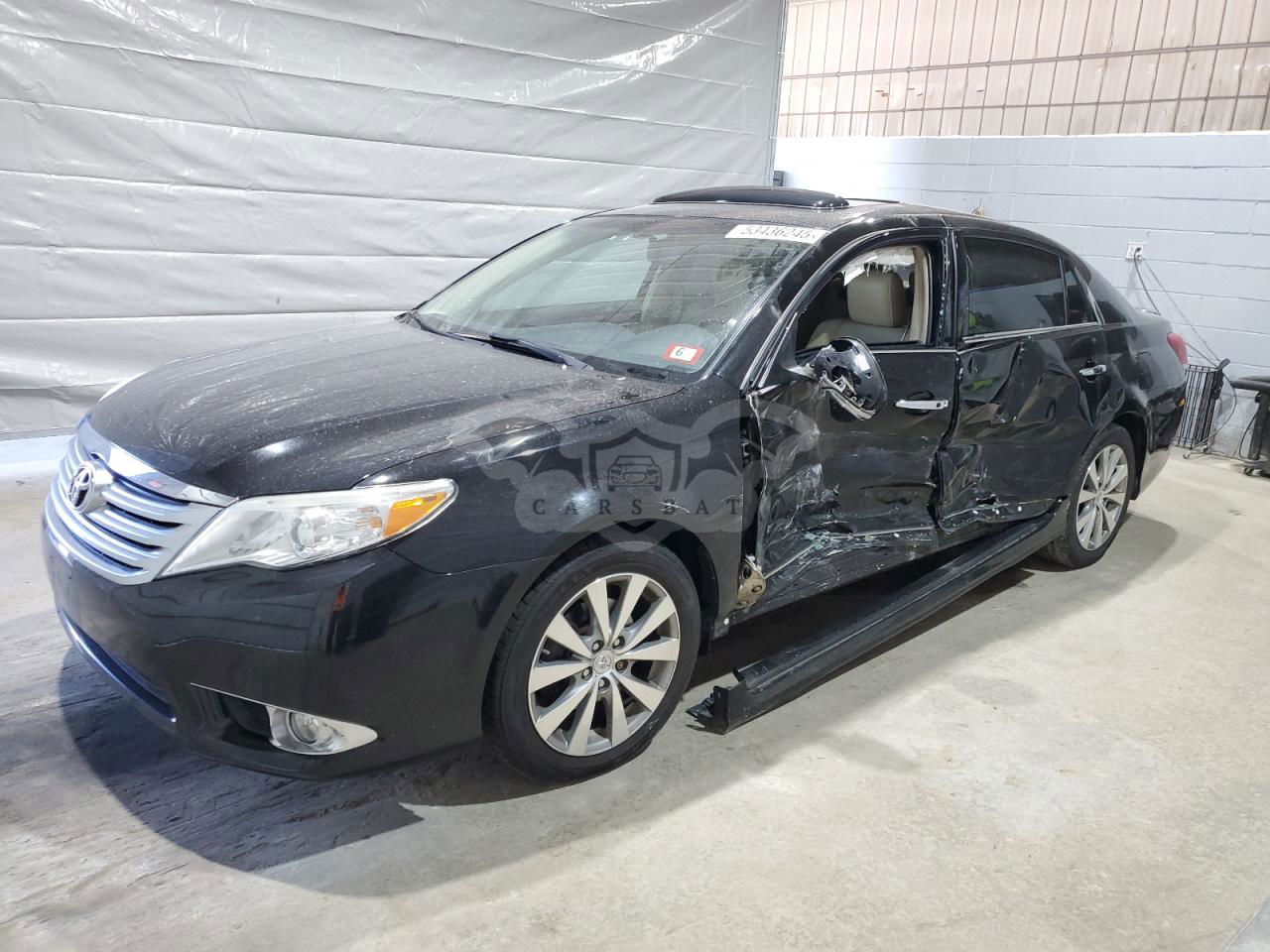 Toyota Avalon BASE 3.5L  6 2011