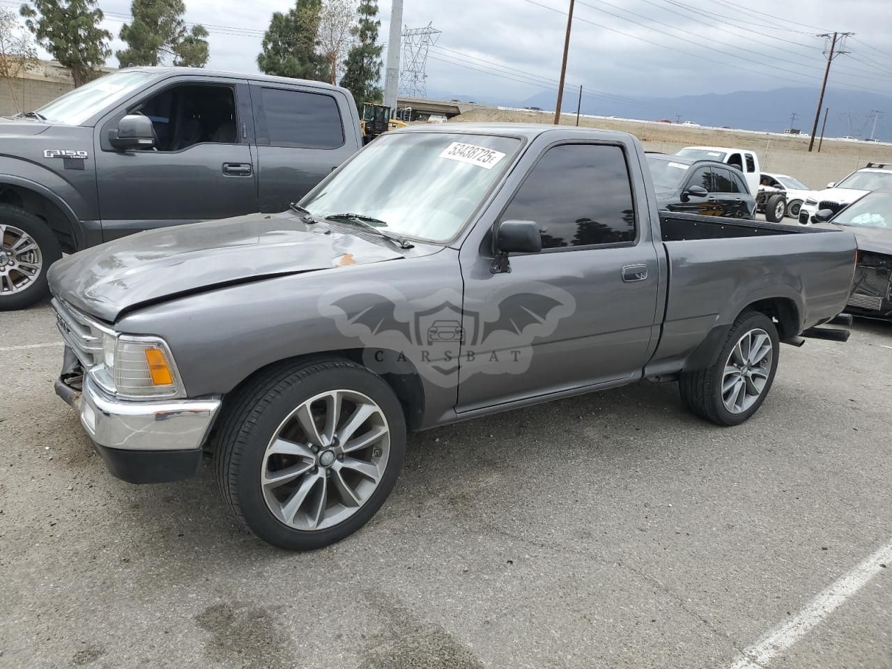 Toyota Hilux 1/2 TON SHORT WHEELBASE 2.4L 4 1989