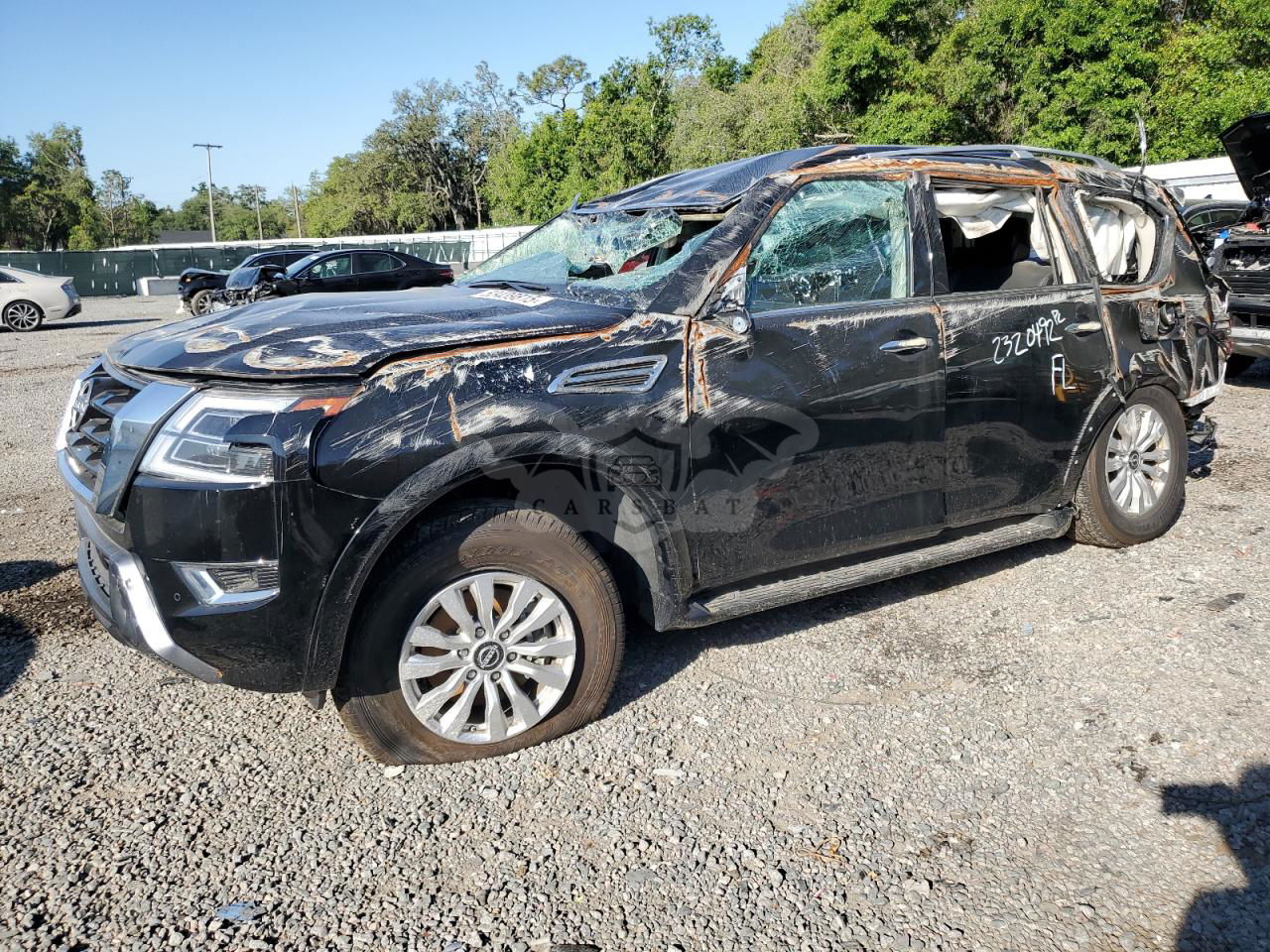 Nissan Armada SV 5.6L  8 2024