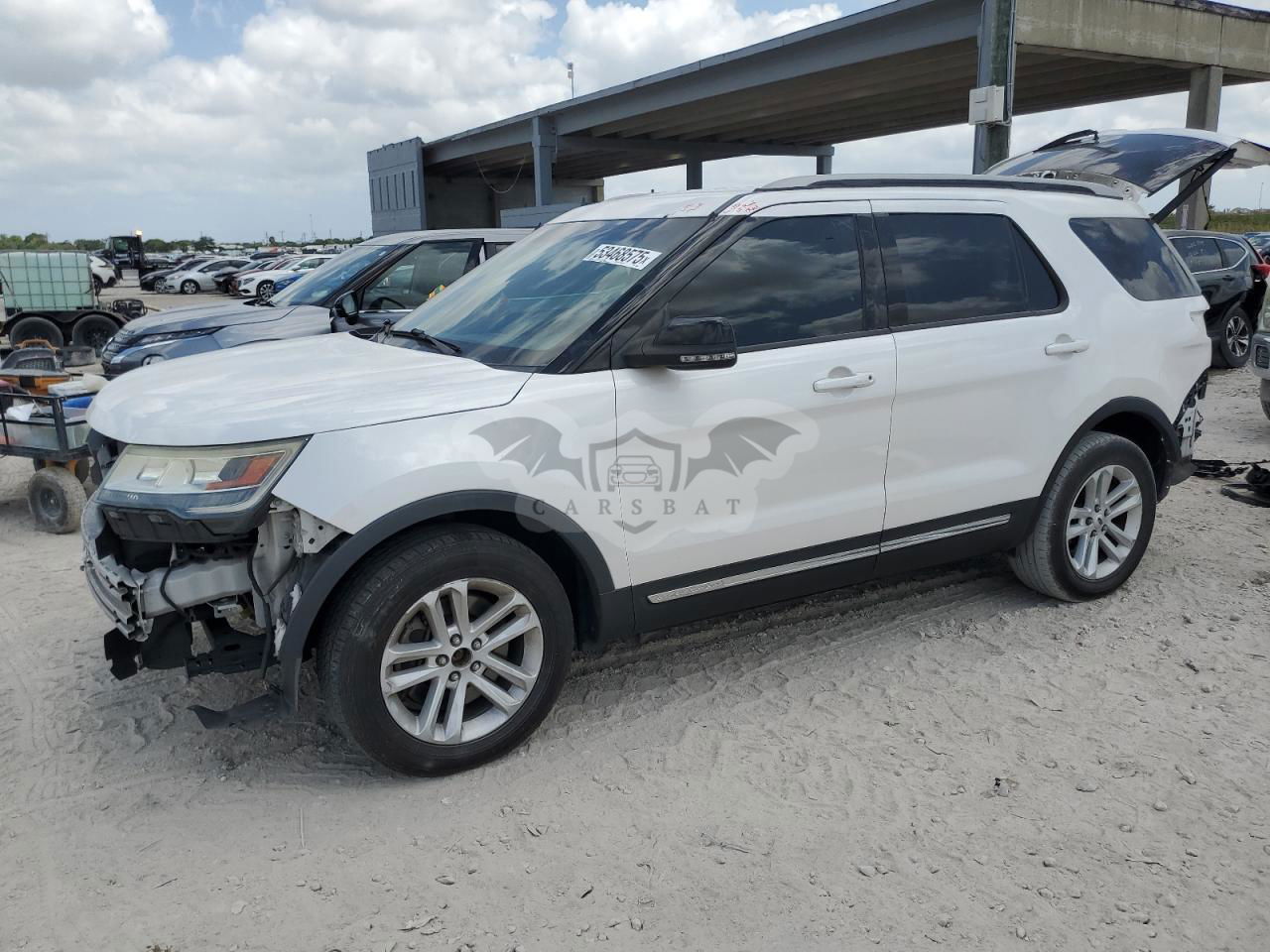 Ford Explorer XLT 3.5L  6 2016