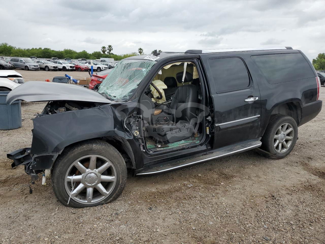 GMC Yukon DENALI 6.2L  8 2007