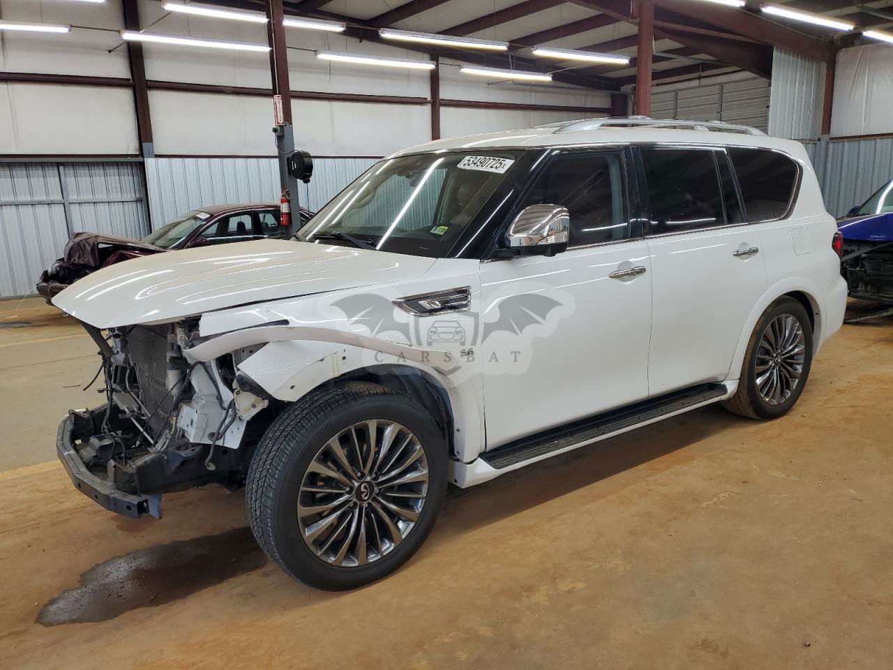 Infiniti QX80 LUXE 5.6L  8 2019