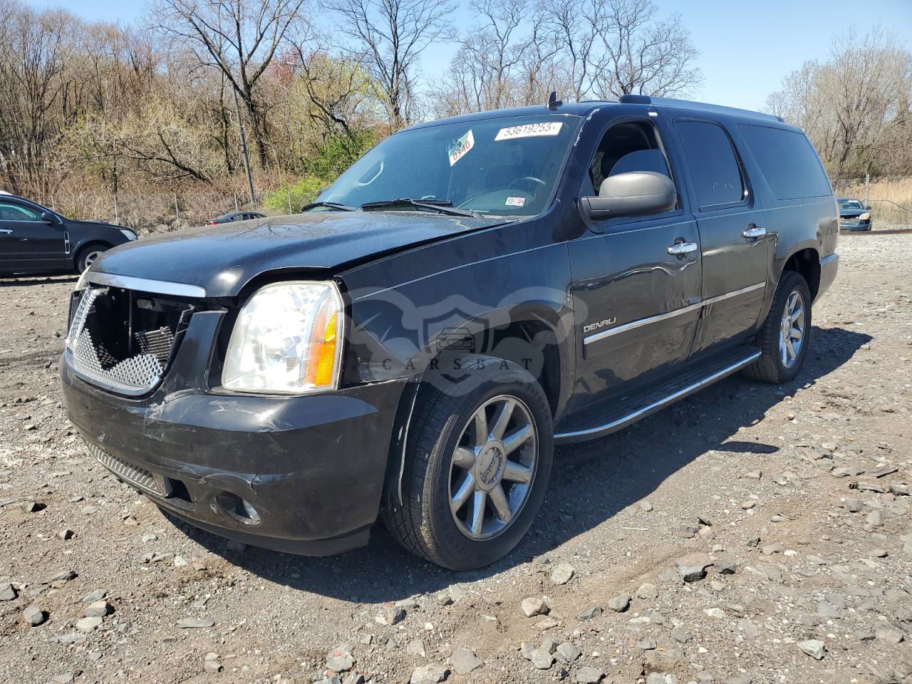 GMC Yukon DENALI 6.2L  8 2011