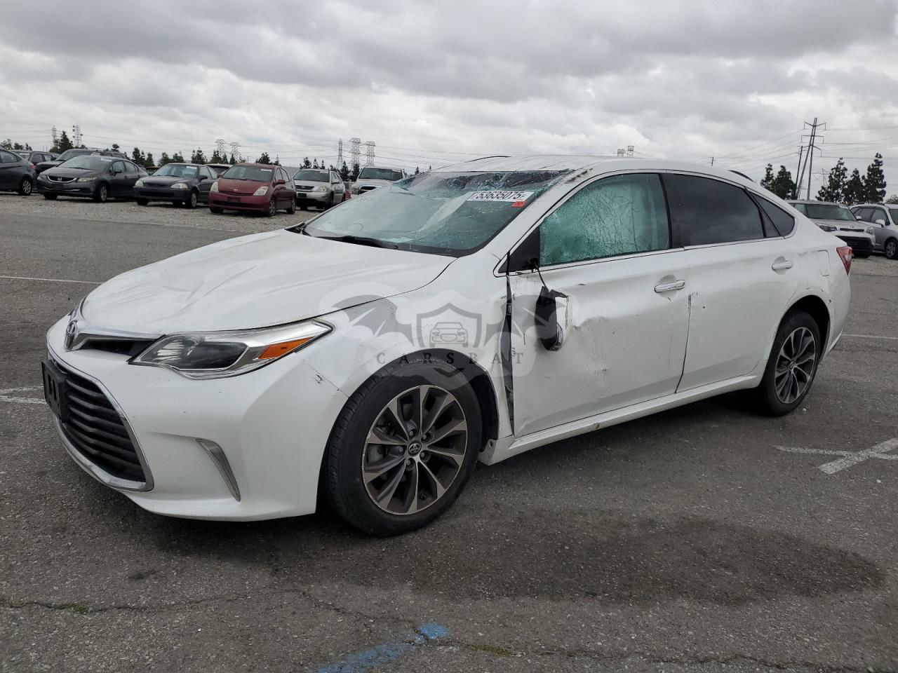Toyota Avalon XLE 3.5L  6 2016