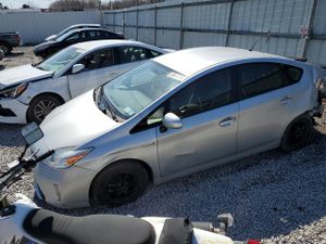 Toyota Prius 1.8L 4 2014
