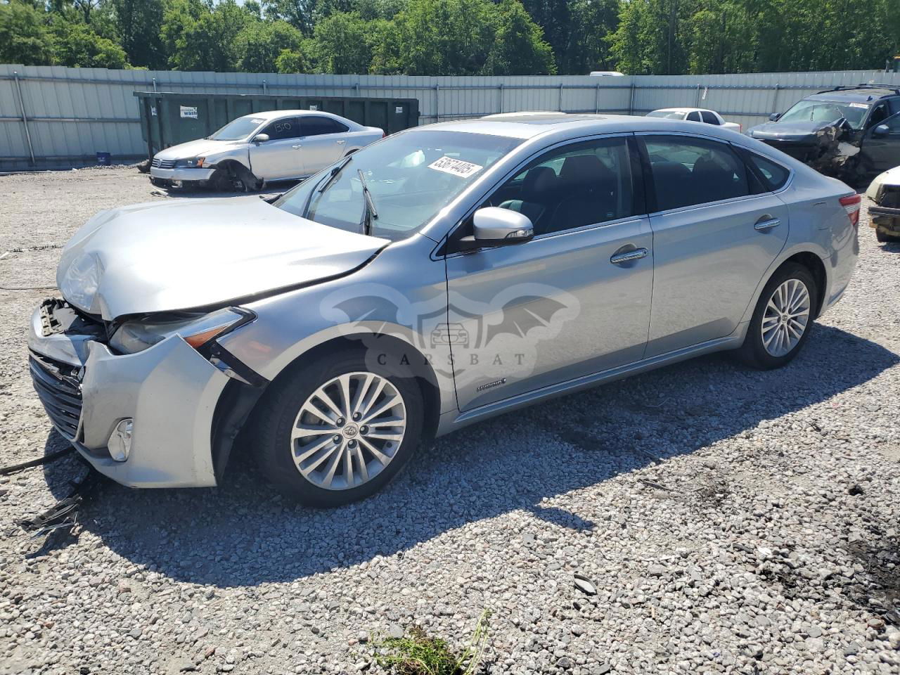 Toyota Avalon HYBRID 2.5L  4 2015
