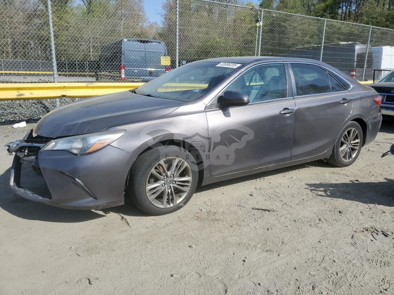 Toyota Camry LE 2.5L  4 2017