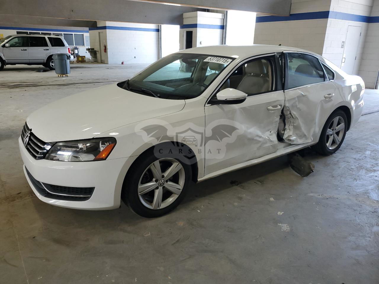 Volkswagen Passat SE 2.5L  5 2012