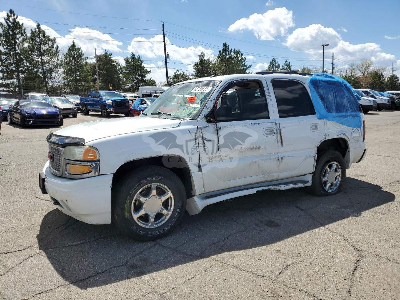 GMC Yukon DENALI 6.0L  8 2004