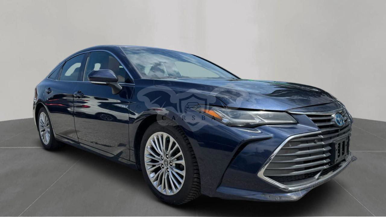 Toyota Avalon LIMITED 2.5L  4 2020