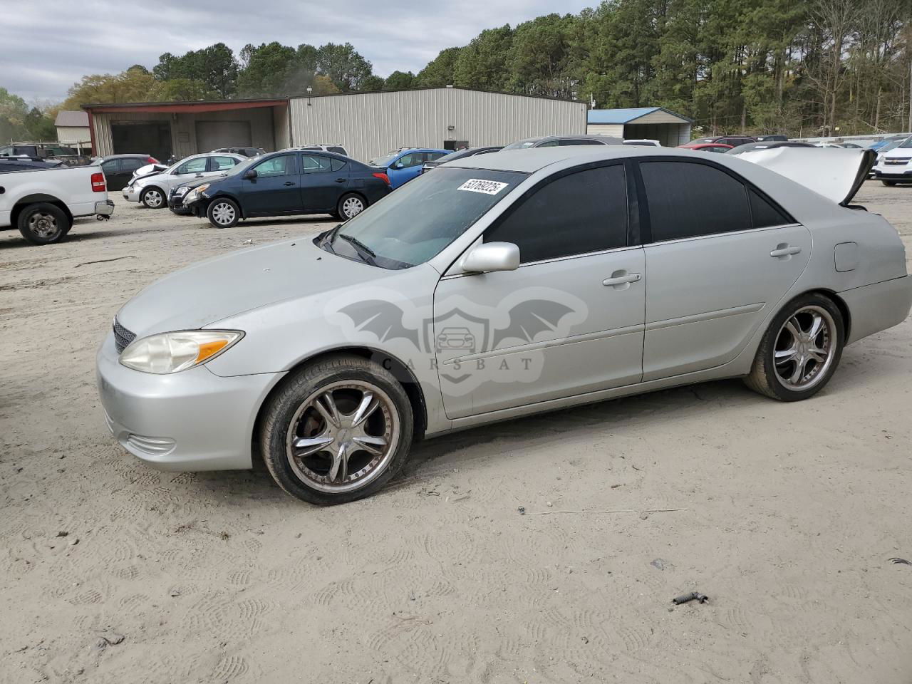 Toyota Camry LE 3.0L  6 2002