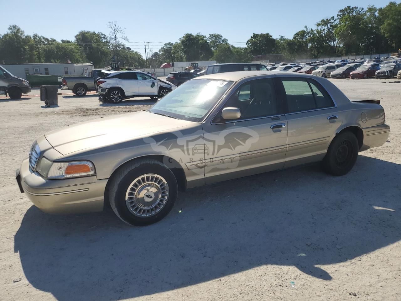 Ford Crown 4.6L 8 2000