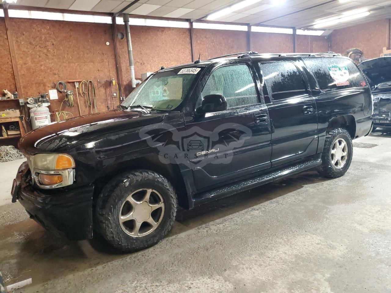 GMC Yukon DENALI 6.0L  8 2005