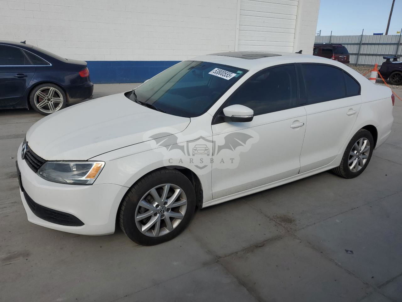 Volkswagen Jetta SE 2.5L  5 2012