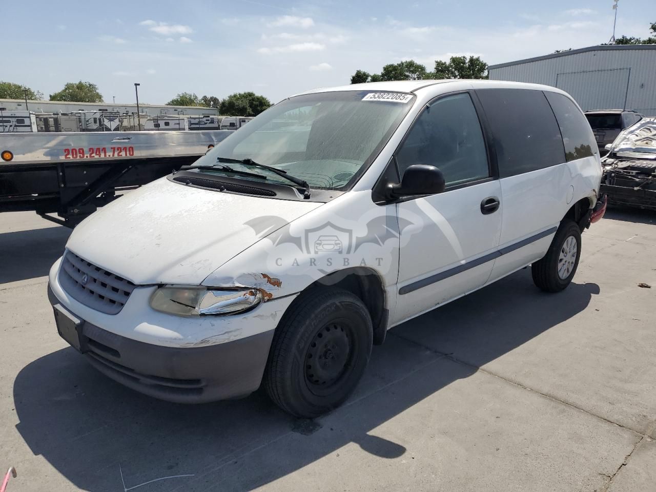 Plymouth Voyager 3.3L 6 1999