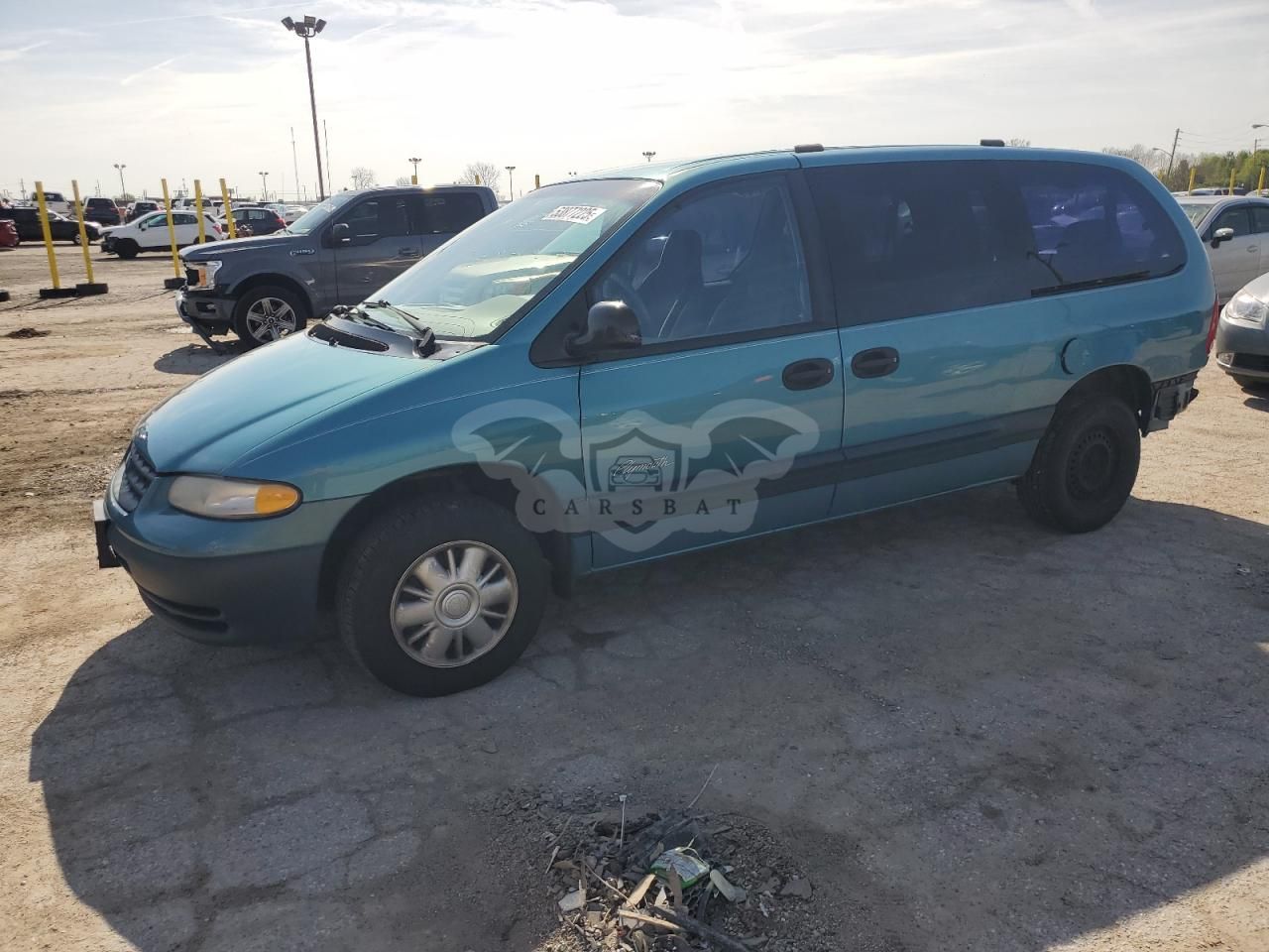 Plymouth Voyager SE 3.3L 6 1997