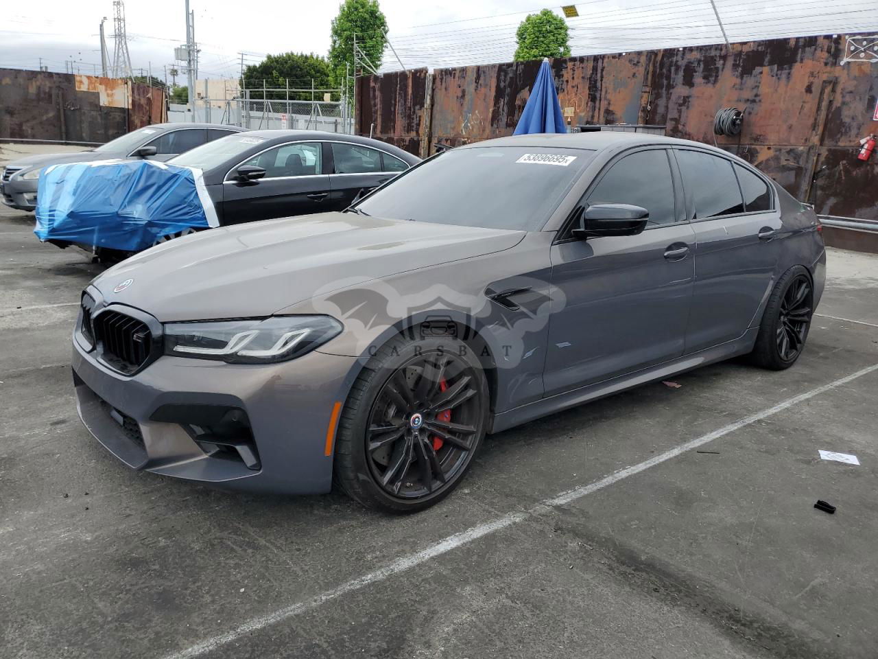 BMW M5 4.4L  8 2023
