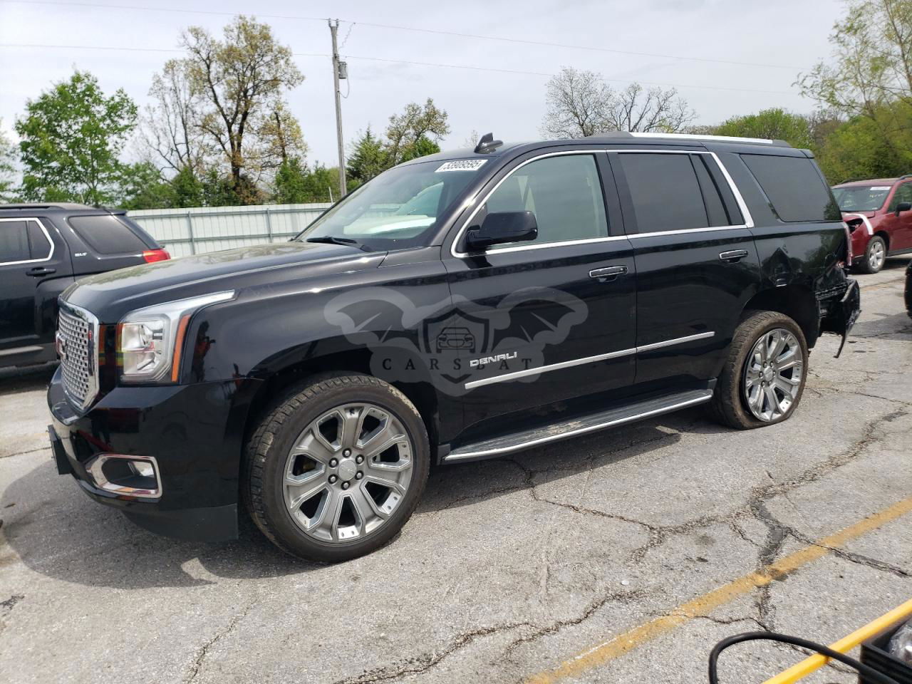 GMC Yukon DENALI 6.2L  8 2016