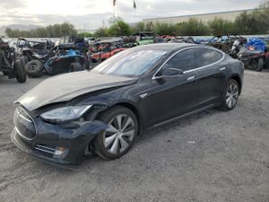 Tesla Model S 2013