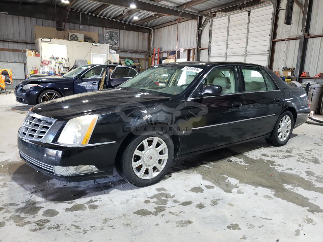 Cadillac DTS 4.6L  8 2008
