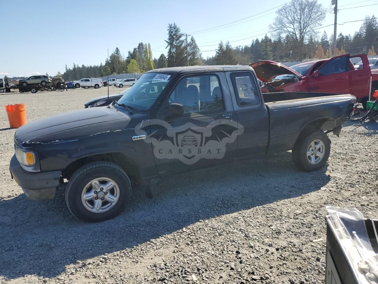 Mazda B-series CAB PLUS 2.3L 4 1995